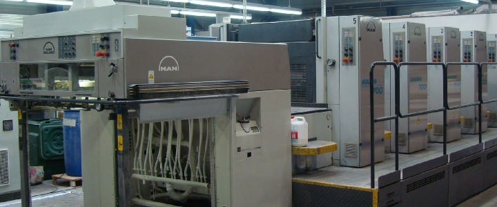 La inspección de una máquina de impresión MAN Roland 705 utilizado en Alemania vendió a China